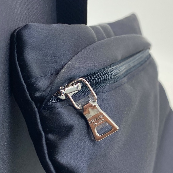 Prada Palm with Crystal in Bronze Necklace - Picture 13 of 13